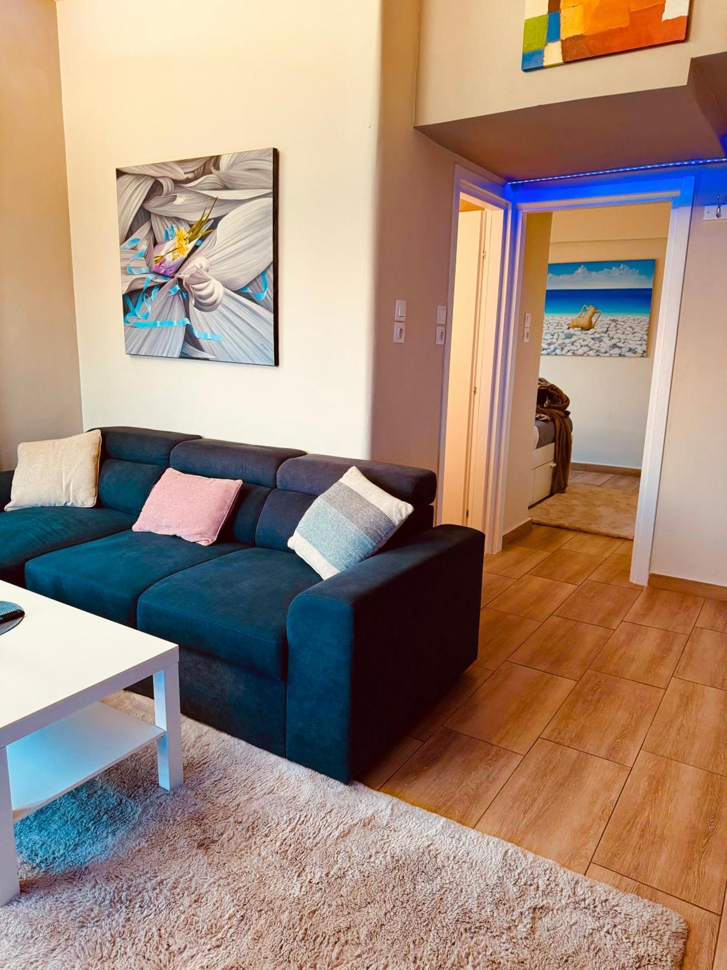 Blue Horizon Gem On The Port Apartment
