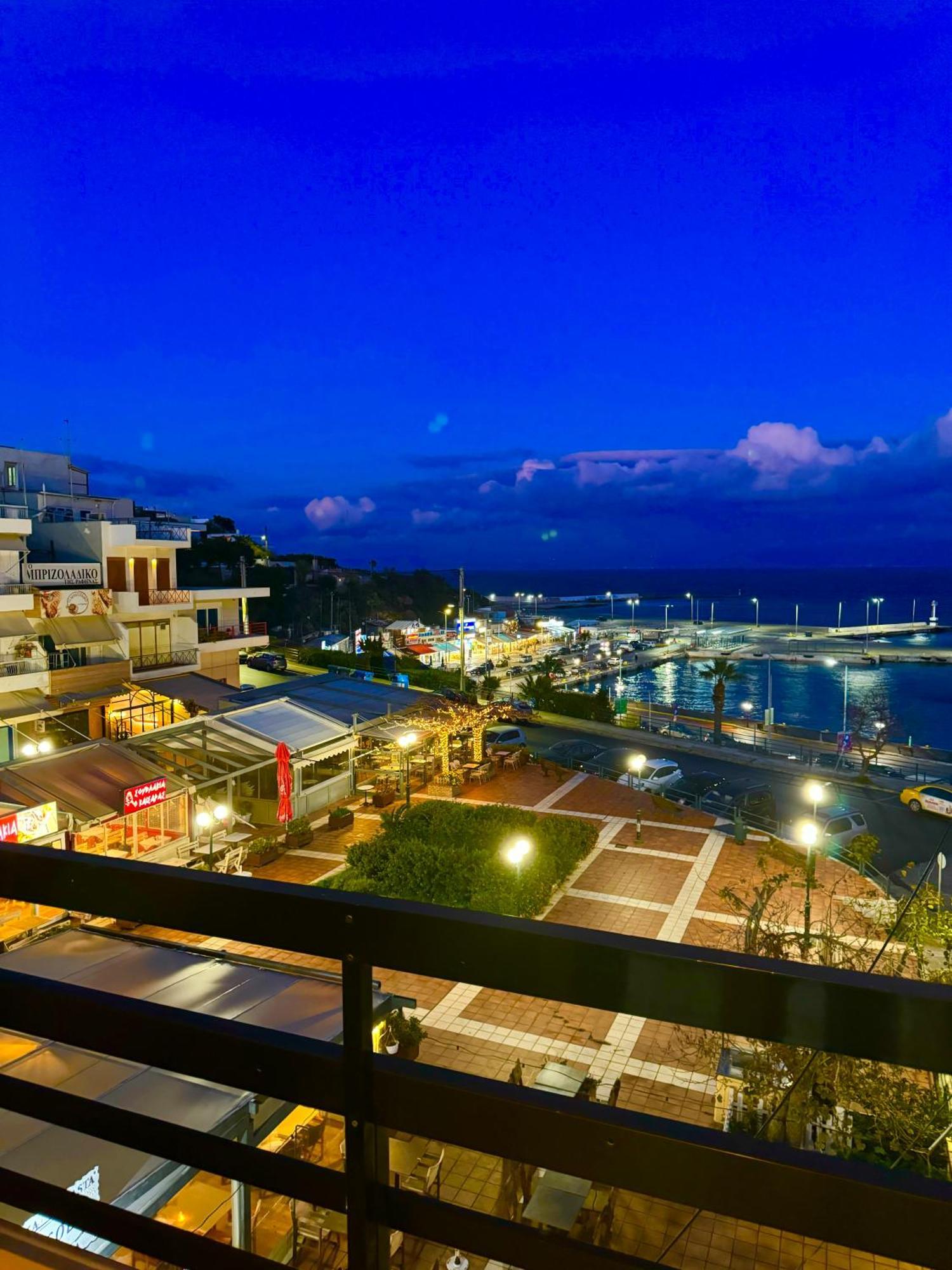 Apartment Blue Horizon Gem On The Port