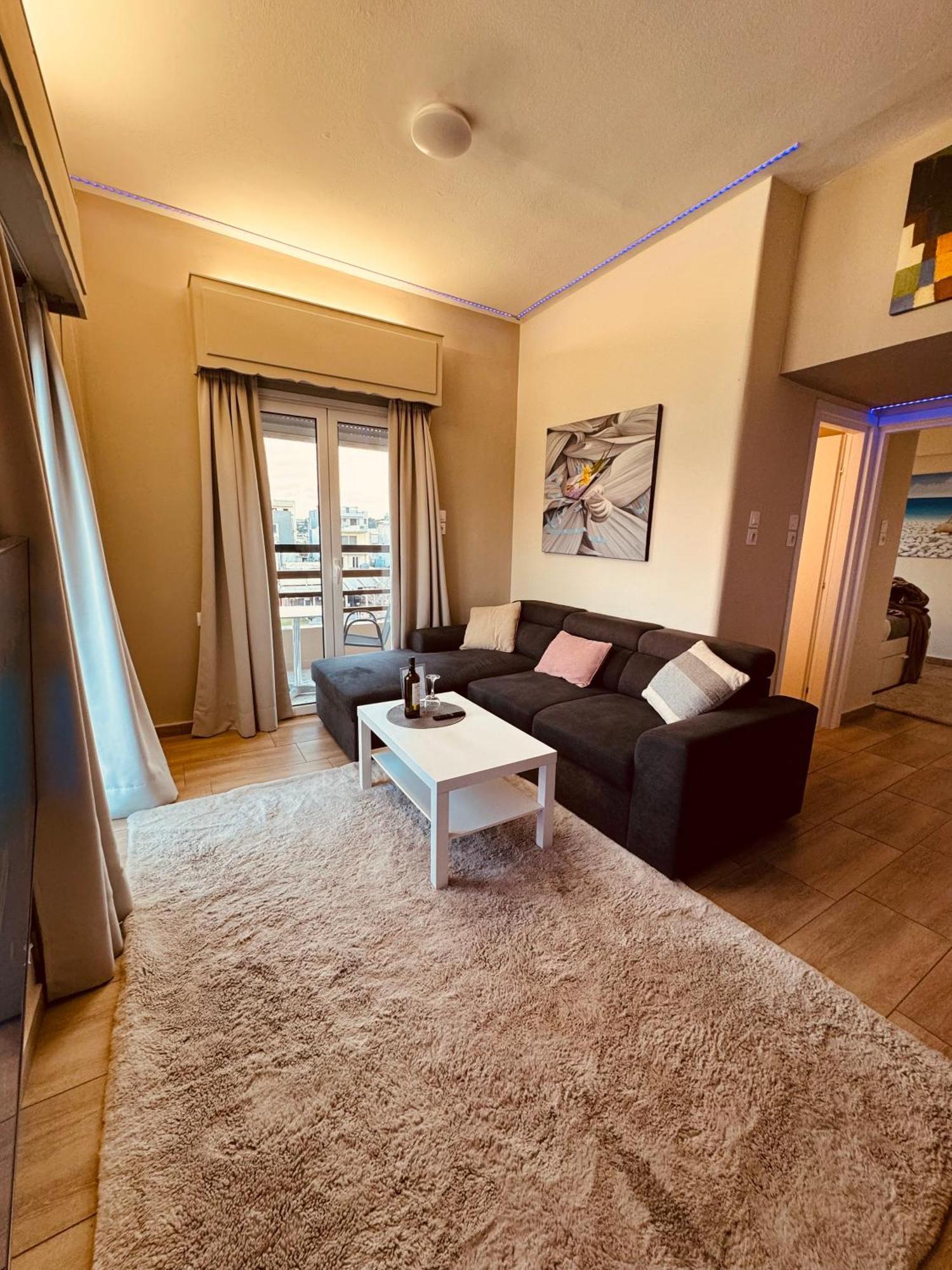 Blue Horizon Gem On The Port Apartment